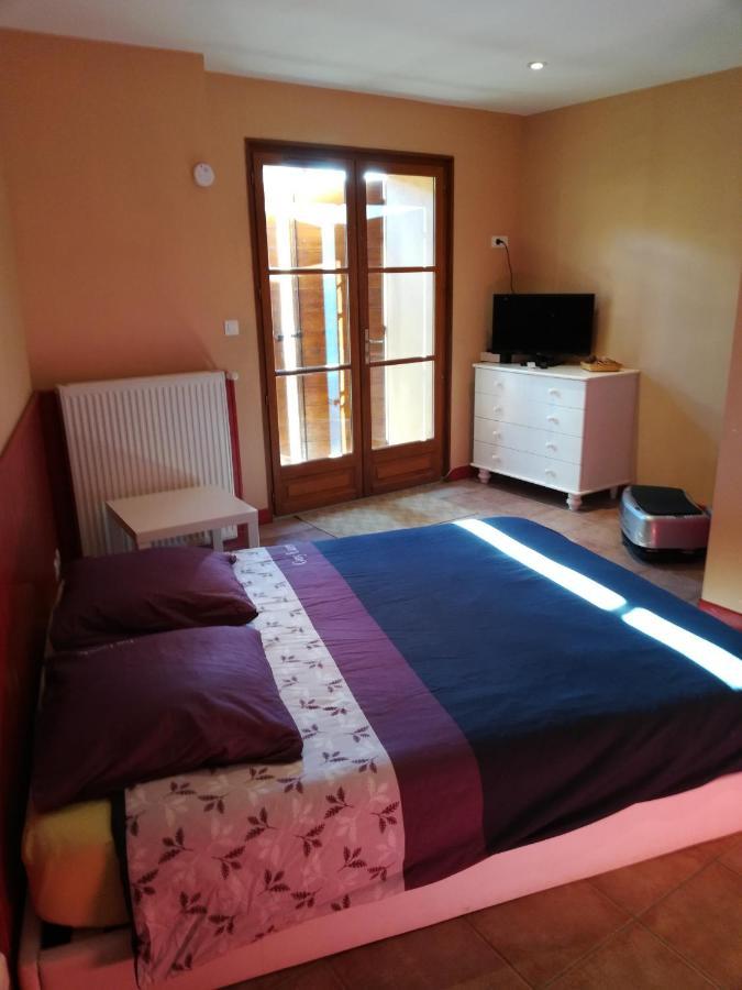 Chambres D'Hotes Le Clos Saint-Pierre-la-Palud Dış mekan fotoğraf